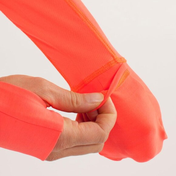 Lululemon Athletica Reflect Half Zip Pullover in Light Flare - Picture 6 of 16